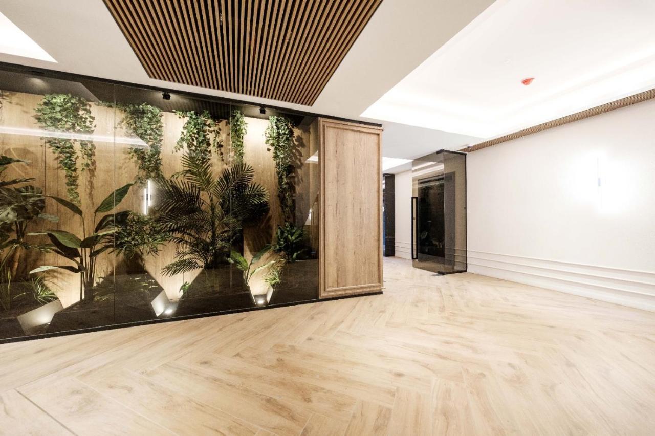 Brand New Luxury In The Heart Of *